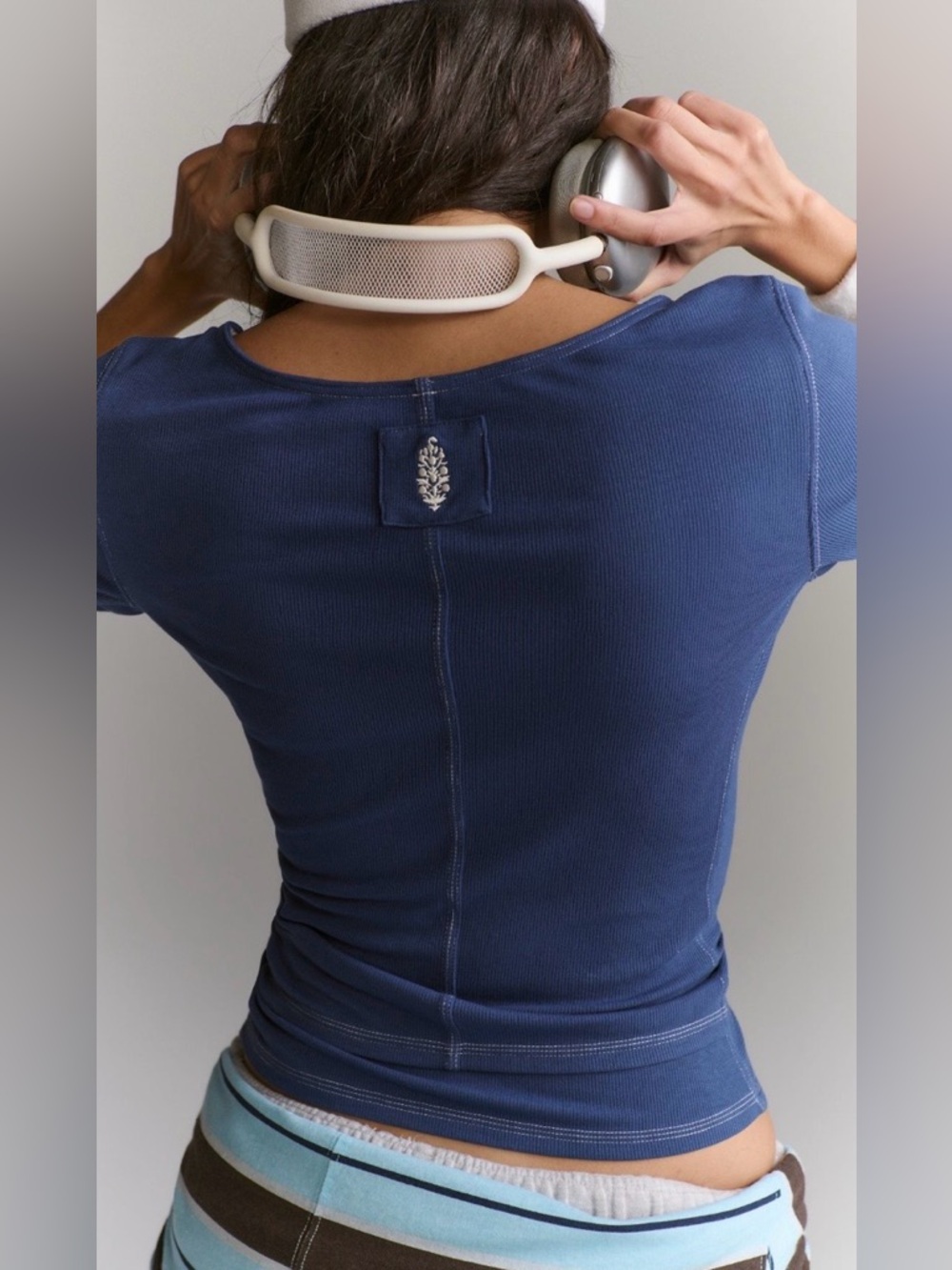 NWT FREE PEOPLE MOVEMENT SASHAY LAYER TOP BLUE INDIGO - Picture 2 of 3